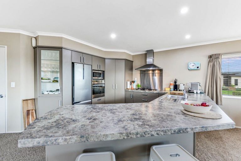 Photo of property in 27 Heathfield Avenue, Huntington, Hamilton, 3210