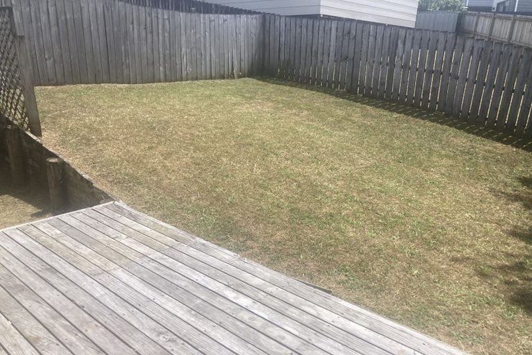 Photo of property in 21 Mona Vale, West Harbour, Auckland, 0618