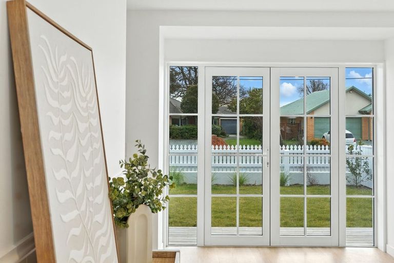 Photo of property in 2/6 Ensors Road, Opawa, Christchurch, 8023