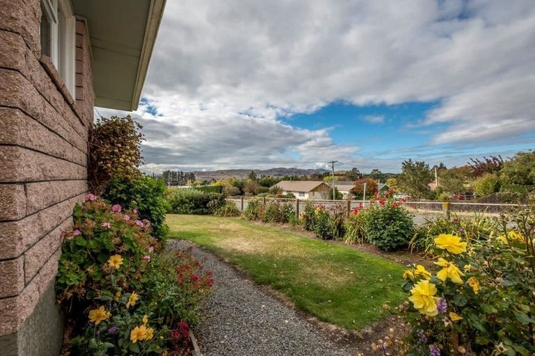 Photo of property in 17 Denham Terrace, Waikari, 7420