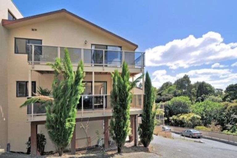 Photo of property in 9/1b Birkenhead Avenue, Birkenhead, Auckland, 0626