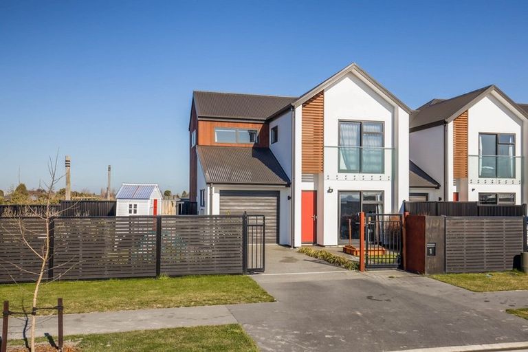 Photo of property in 1 Johnson Street, Kaiapoi, 7630