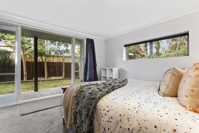 Photo of property in 18 Glade Place, Birkenhead, Auckland, 0626