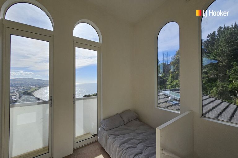 Photo of property in 142 Ravenswood Road, Saint Clair, Dunedin, 9012