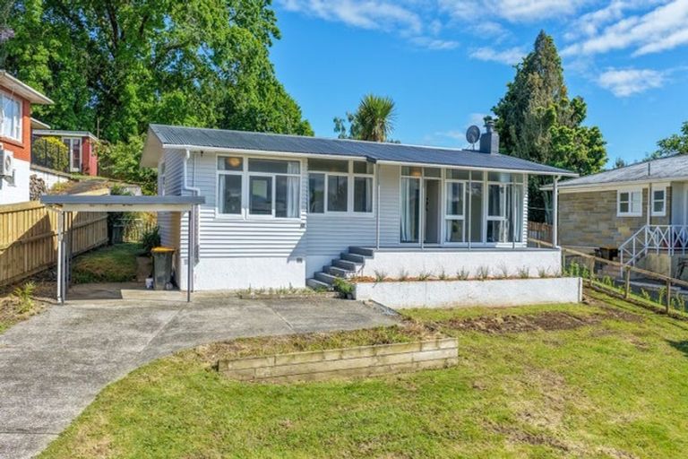 Photo of property in 6 Reid Drive, Putaruru, 3411