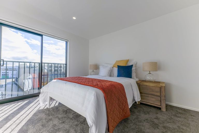 Photo of property in 2/100 Office Road, Merivale, Christchurch, 8014