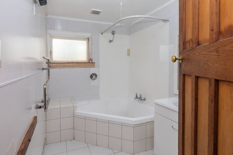 Photo of property in 17 Squire Street, Mairehau, Christchurch, 8013