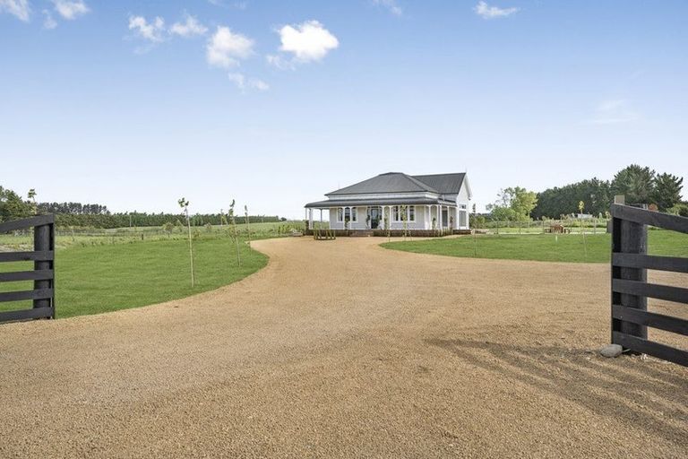 Photo of property in 906a&b Bidwills Cutting Road, Morison Bush, Greytown, 5794