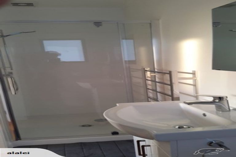 Photo of property in 39 Dakota Avenue, Beach Haven, Auckland, 0626