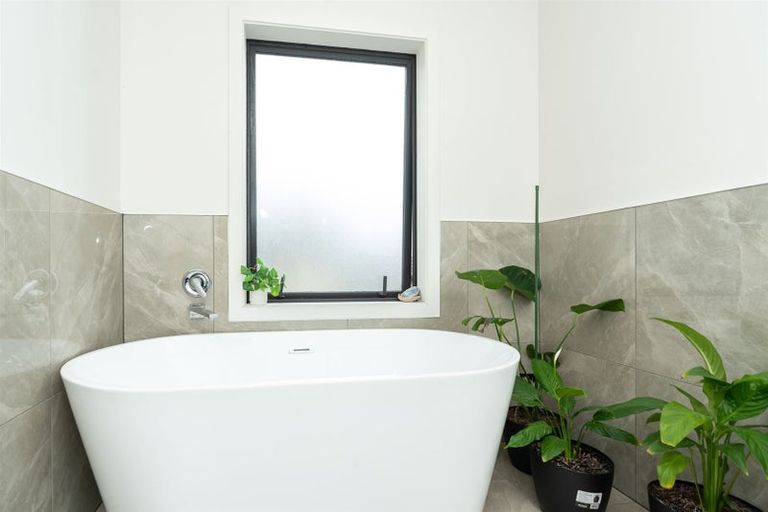 Photo of property in 188u1 Massey Street, Frankton, Hamilton, 3204