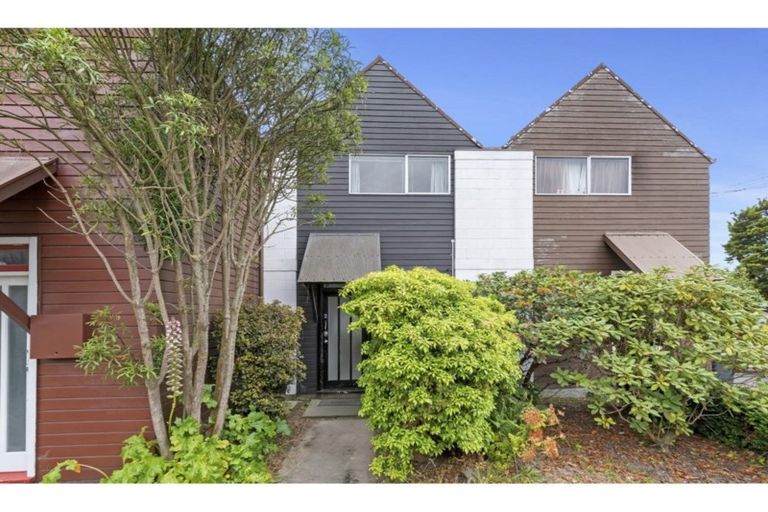 Photo of property in 2/37 Geraldine Street, Edgeware, Christchurch, 8013