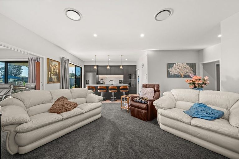 Photo of property in 27 Chamberlain Road, Masterton, 5888