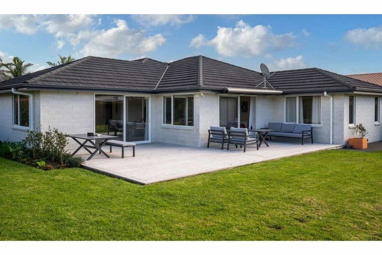 Photo of property in 43 Sarawak Drive, Kerikeri, 0230