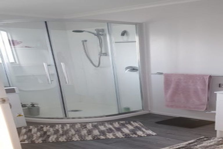 Photo of property in 11 Brewster Crescent, Lake Hawea, 9382