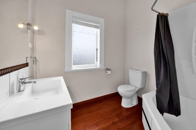 Photo of property in 21 Maire Street, Hawera, 4610