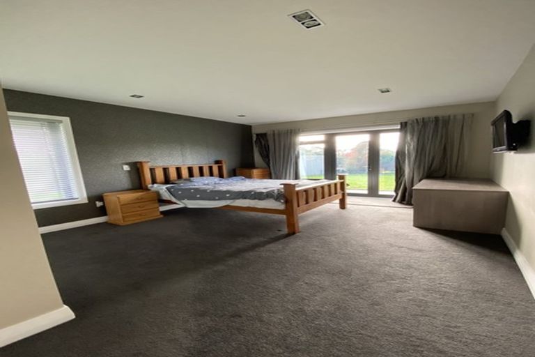 Photo of property in 48 Fruitlands Road, Kumeu, 0810