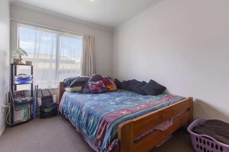Photo of property in 114 Porchester Road, Papakura, 2110