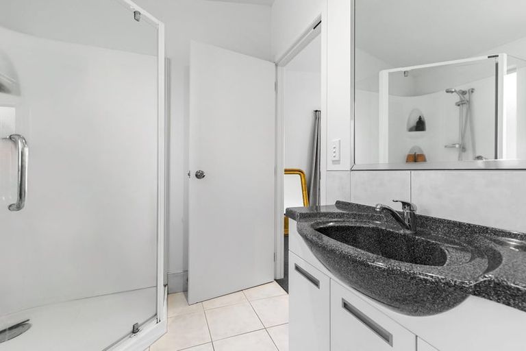 Photo of property in 2/2 Rhodes Fall, Rangatira Park, Taupo, 3330