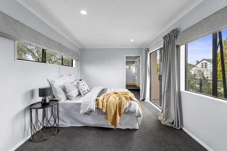 Photo of property in 628a Te Atatu Road, Te Atatu Peninsula, Auckland, 0610