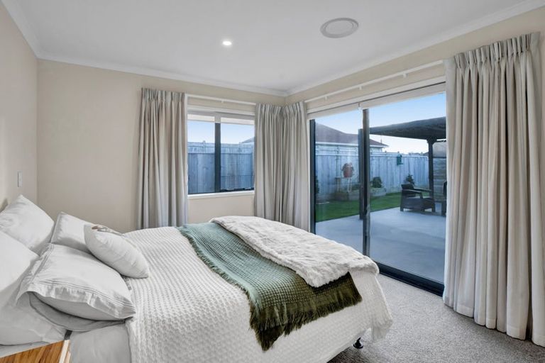 Photo of property in 10a Wilton Street, Westown, New Plymouth, 4310