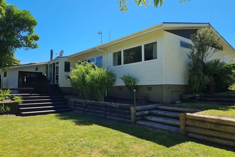 Photo of property in 8 Crombie Street, Bellevue, Tauranga, 3110