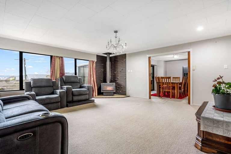 Photo of property in 17 York Street, Glenholme, Rotorua, 3010