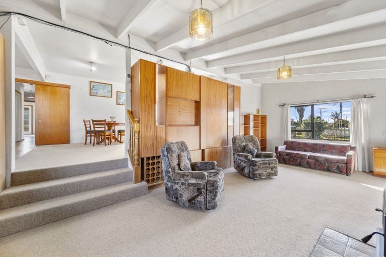 Photo of property in 84 Masefield Avenue, Maraenui, Napier, 4110