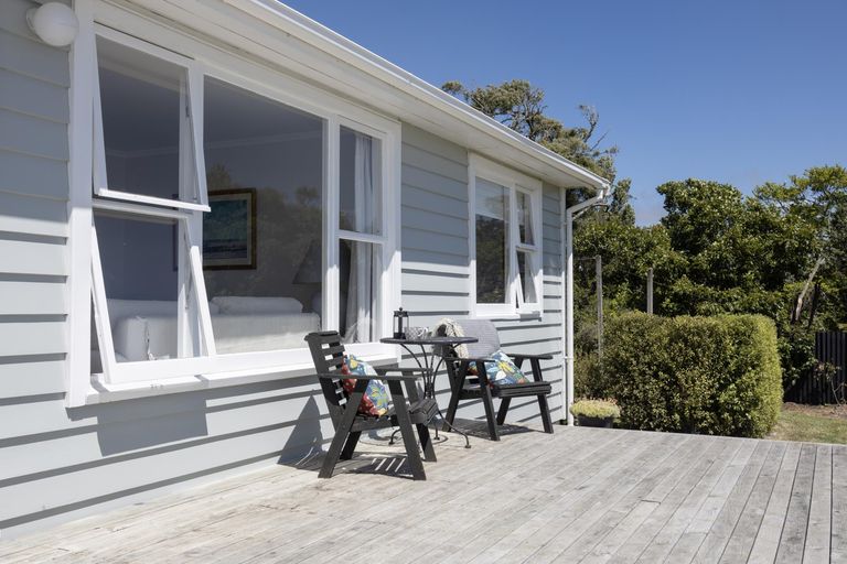 Photo of property in 6 Bride Street, Moeraki, 9482