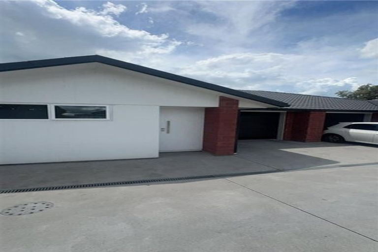 Photo of property in 4d Hamilton Road, Cambridge, 3434