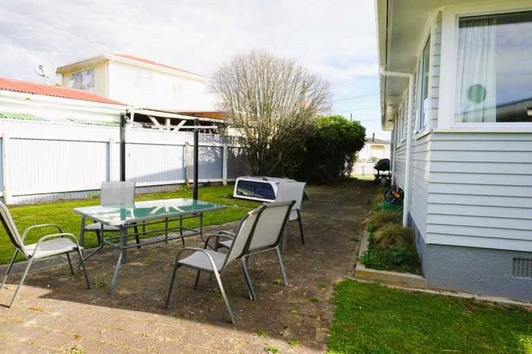 Photo of property in 7 Meadowvale Drive, Levin, 5510