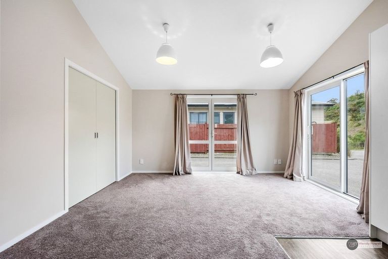 Photo of property in 140 Fraser Avenue, Johnsonville, Wellington, 6037