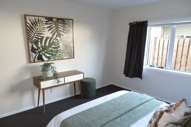 Photo of property in 16b Lincoln Avenue, Tawa, Wellington, 5028