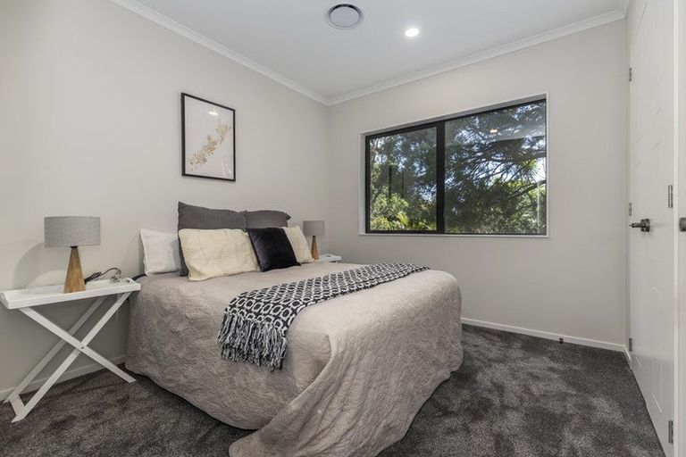 Photo of property in 2a Hughs Way, Flat Bush, Auckland, 2019