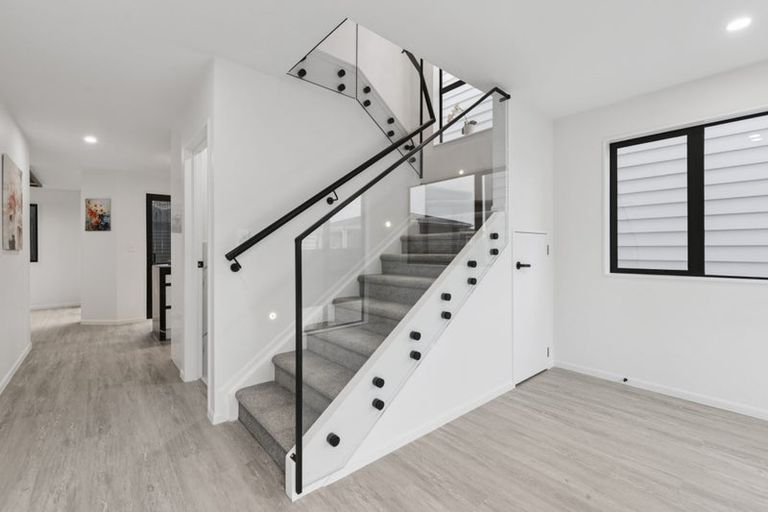 Photo of property in 6c Pikitea Road, Mangere Bridge, Auckland, 2022