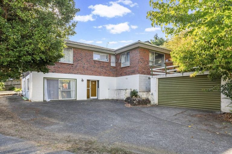 Photo of property in 16 Bacot Place, Howick, Auckland, 2014
