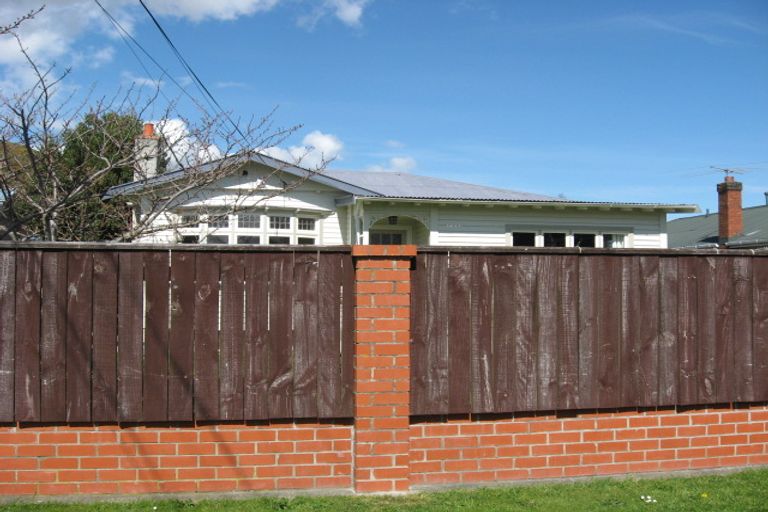 Photo of property in 26 Rossiter Avenue, Waterloo, Lower Hutt, 5011