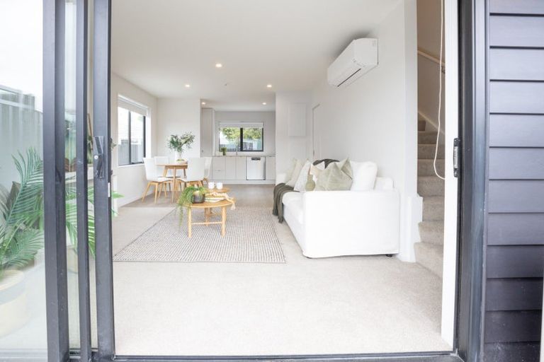 Photo of property in 2/675 Worcester Street, Linwood, Christchurch, 8062