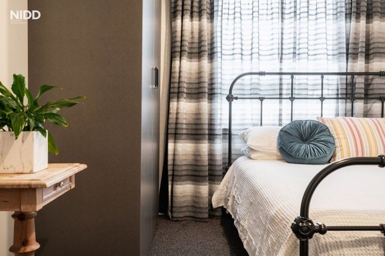 Photo of property in 3/5 Jetty Street, Dunedin Central, Dunedin, 9016