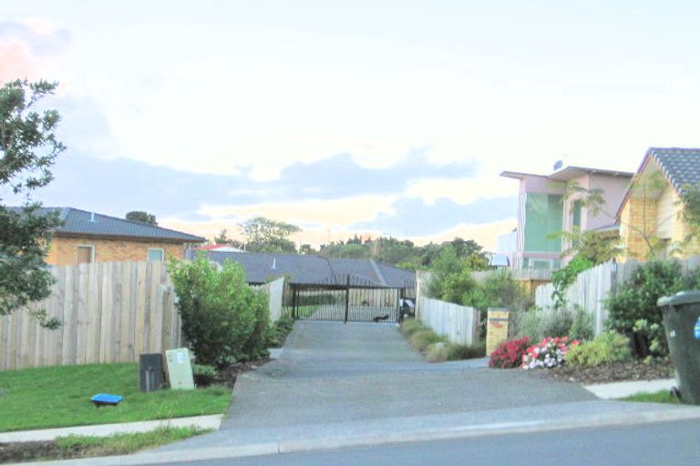 Photo of property in 4 Totara Views Drive, Red Beach, 0932