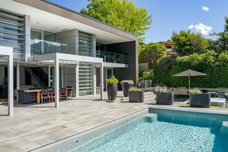Photo of property in 363 Peninsula Road, Kelvin Heights, Queenstown, 9300