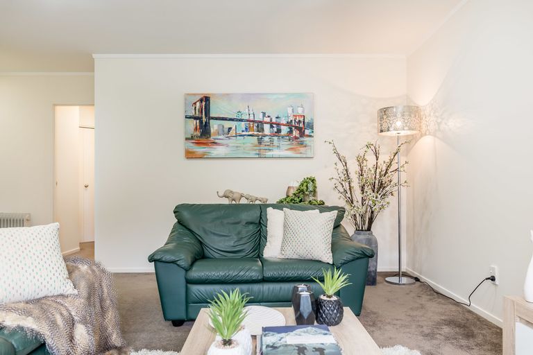 Photo of property in 119a Hutchinson Avenue, New Lynn, Auckland, 0600