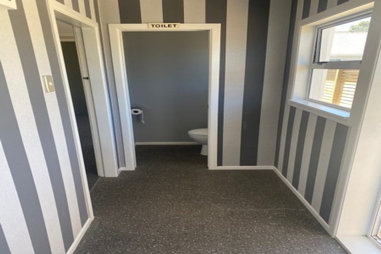 Photo of property in 212 Ngamotu Road, Spotswood, New Plymouth, 4310