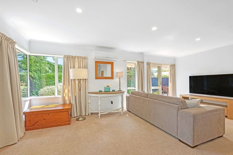 Photo of property in 1/3 Centaurus Road, Cashmere, Christchurch, 8022