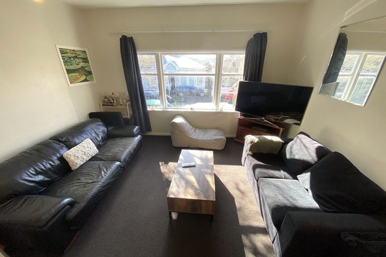 Photo of property in 11 Salisbury Terrace, Mount Cook, Wellington, 6021