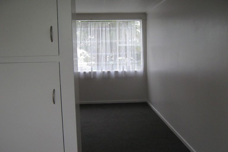 Photo of property in 2/22 Clare Road, St Albans, Christchurch, 8014