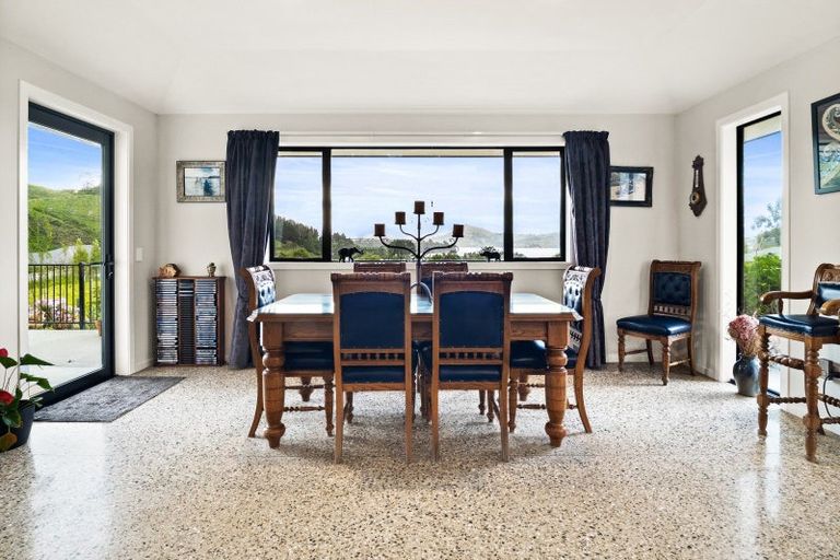 Photo of property in 9 Goddard Way, Sawyers Bay, Port Chalmers, 9023
