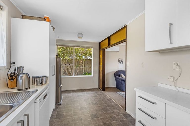 Photo of property in 47 Chipping Lane, Redwood, Christchurch, 8051