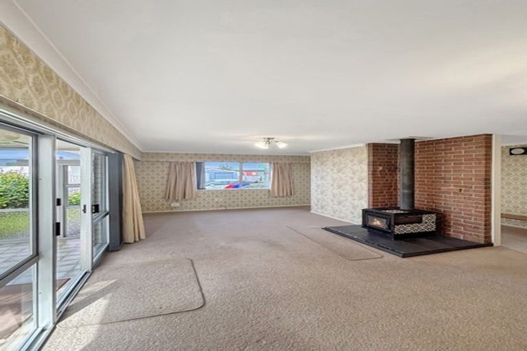 Photo of property in 2a Hunter Street, Dannevirke, 4930