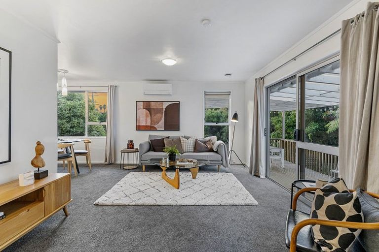 Photo of property in 78 Eskdale Road, Birkdale, Auckland, 0626