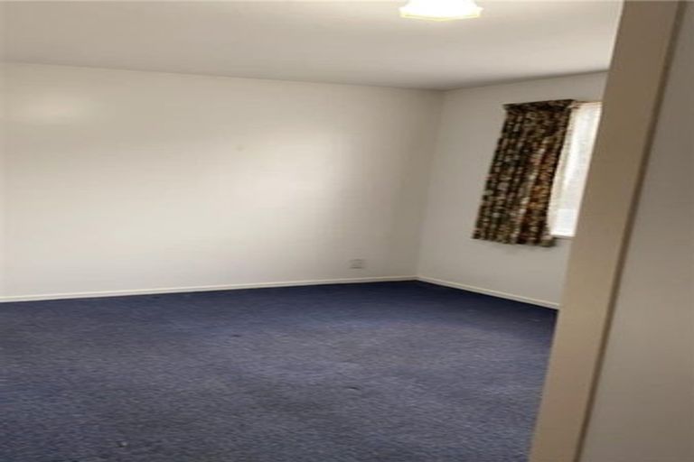 Photo of property in 2/3 Maxwell Street, Riccarton, Christchurch, 8041